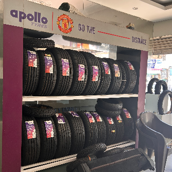 JAI SHREE TYRES - Shantanu Premium Lifestyle Essentials Gift Set in Rohtak