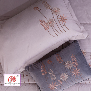 Silver King Embroidered AC Set in Karol Bagh - Image 9