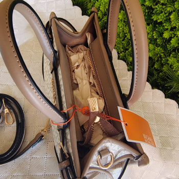 Michael Kors Handbag Elegant Luxury Shoulder Bag - Image 3