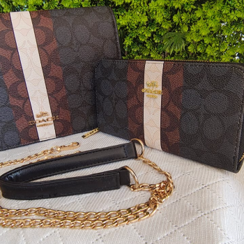 COACH Cross Body Bag Black Stylish Everyday Handbag - Image 1