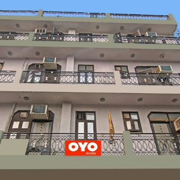 DECENT HOTEL - Hotel Decent: Comfortable Stay & Clean Rooms in New Delhi