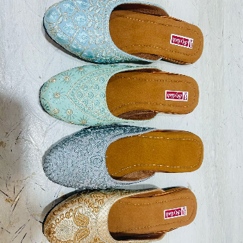 FANCY CHOICE - Elegant Panjabi Jutti Premium Ethnic Footwear in Kolkata