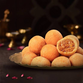  Mini Kachori with Kaju & Kismis JAI MAHAKAL SWEETS AND NAMKEEN SHOP NO 508HARMALA ROADFOOLMANDI INFRONT OF CHOGANIYA BHAIRAV TEMPLE RATLAM MADHYA PRADESH
