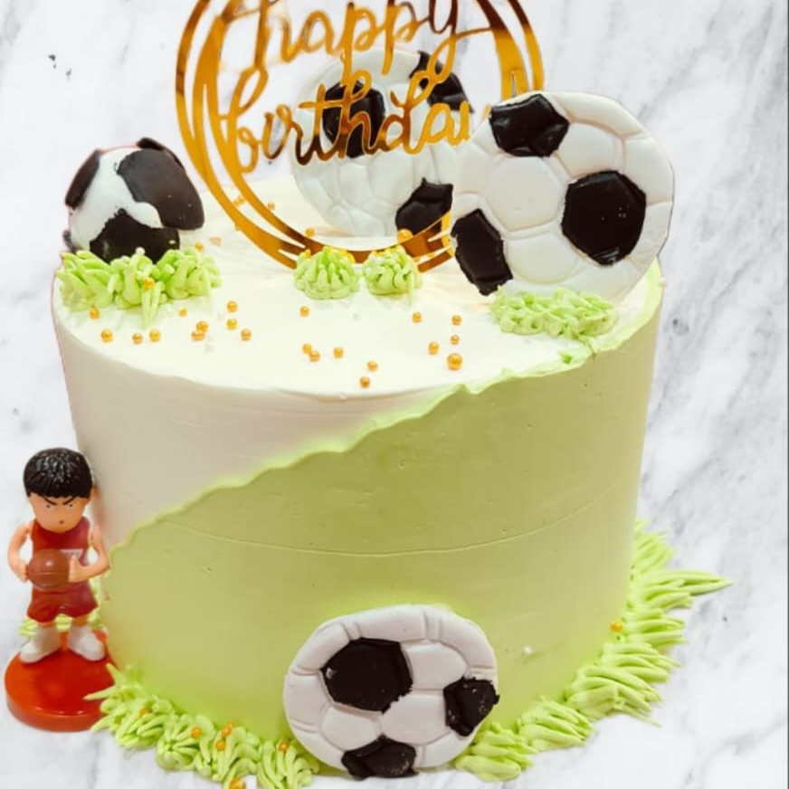 KHUSHI CAKES - Customizable Soccer Cake for Football Players in Ankleshwar