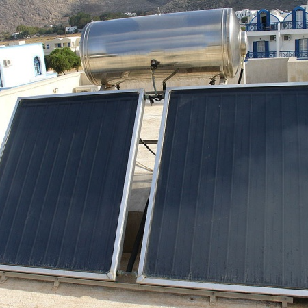 ISHA BATTERY AND SOLAR POWER SYSTEM - Solar Water Heater With Solar Flat Plate System in Agra