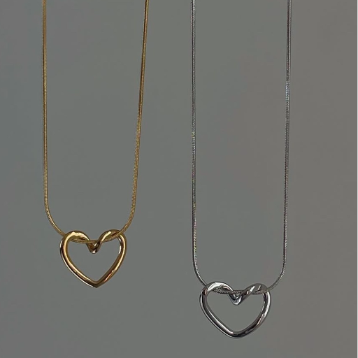 HAMNAYA HANDICRAFT - Heart Anti Tarnish Pendant with Chain Daily Wear in Jaipur