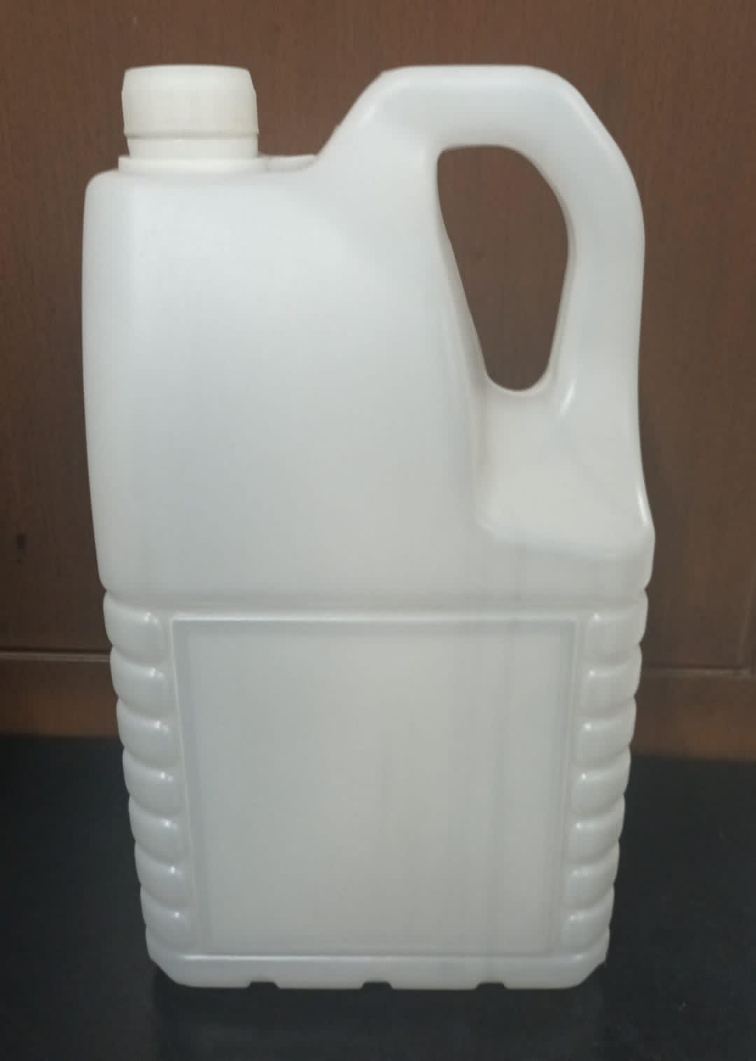 B SHIVRI ENTERPRISES - 5 Liter Container Can in Indore in Indore