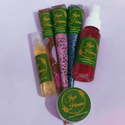 BRIDAL SET HENNA cone made from 100% natural henna leaves, offering rich color and a smooth flow, available in Salem. - Image 1