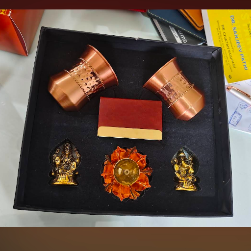Custom Diwali gift hampers with brand logo in MP - Image 4