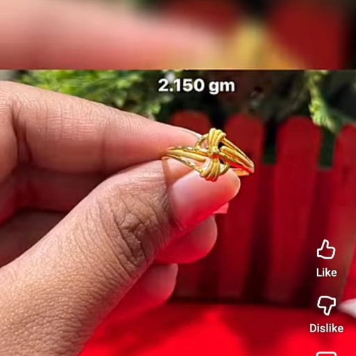 Elegant Gold Ring for Men & Women