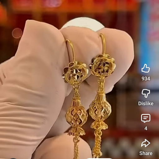 Elegant Gold Earrings for All Occasions
