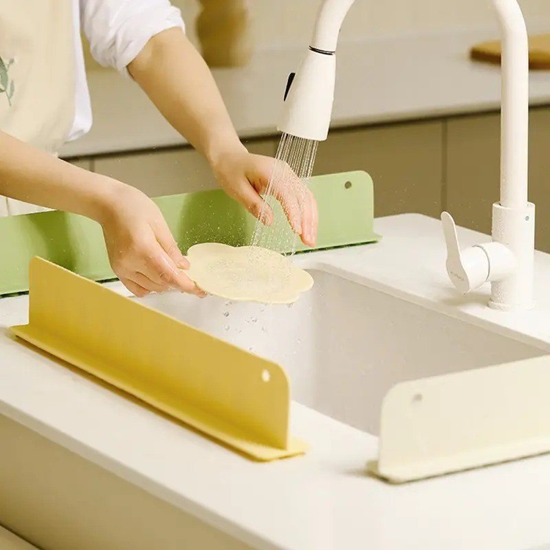 S B ENTERPRISES - Kitchen Splash Guard in Bhadohi - GOPIGANJ in GOPIGANJ
