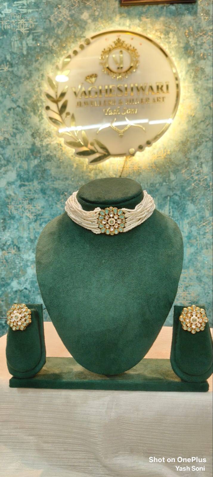Elegant Pearl Choker Necklace Set Banswara