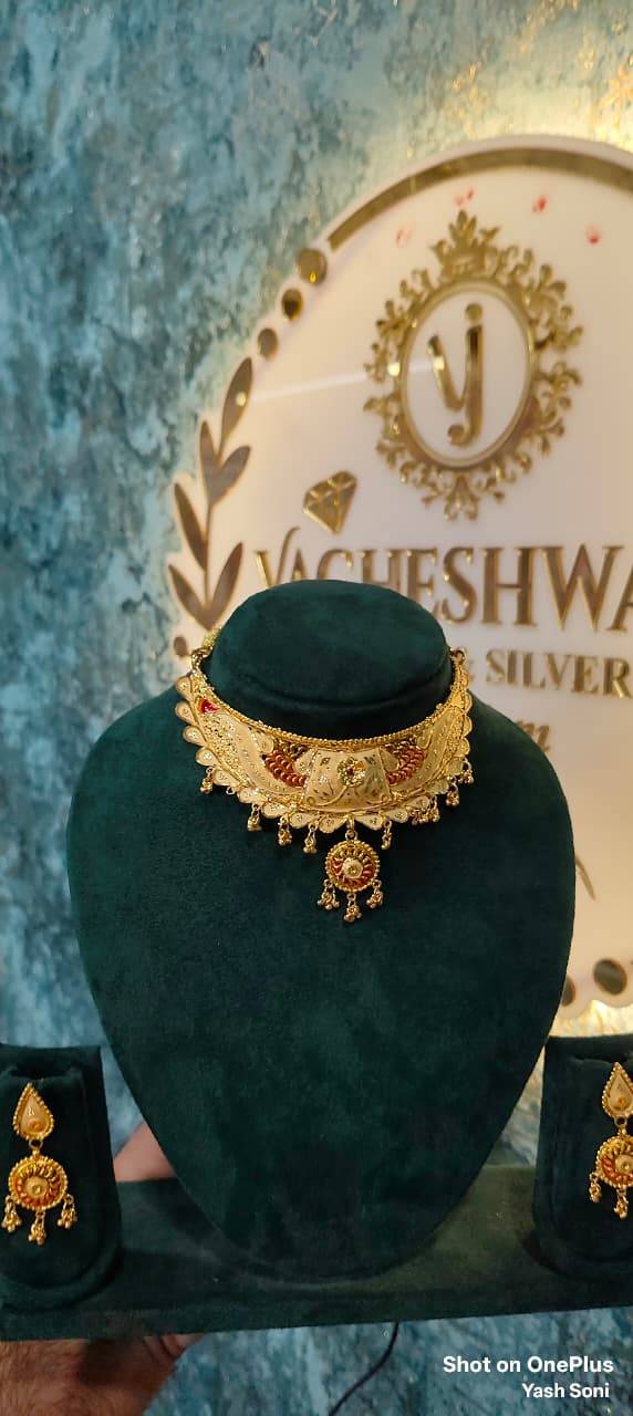 Vagheshwari Gold Plated Necklace Set in Banswara