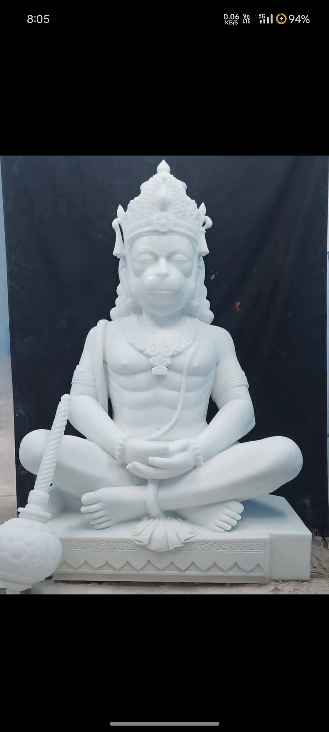 Exquisite white marble Hanuman statue designed as an elegant home decor accent from Khatipura, showcasing intricate craftsman
