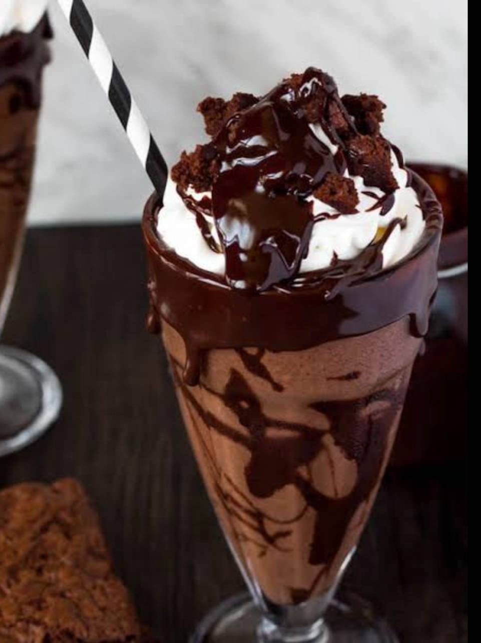 SHREE DEVNARAYAN SANDWICH CENTRE - Dairy/Chocolate Milkshake in Surat - Rich and Satisfying in SURAT