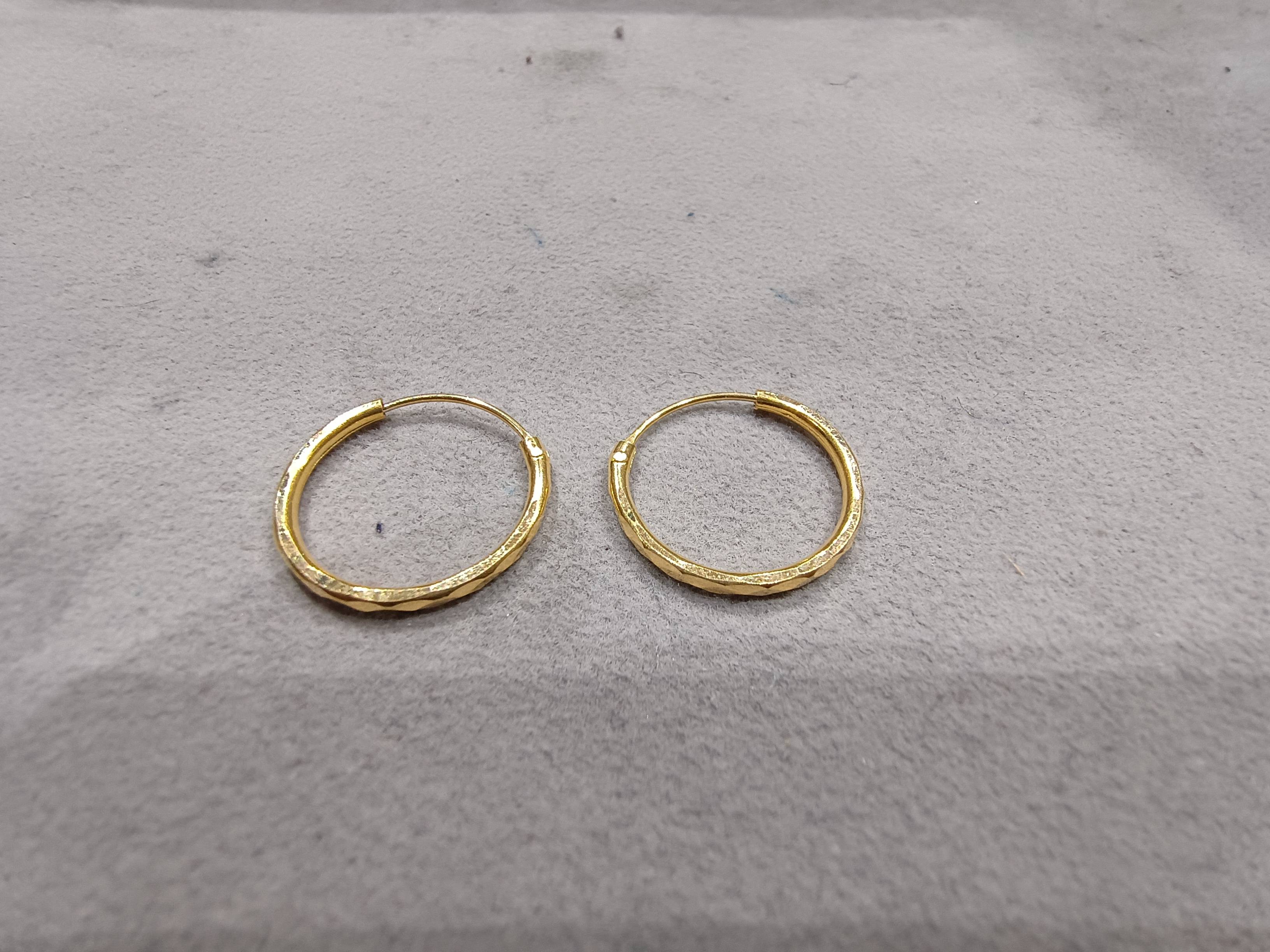 Gold Plain Bali Earrings - Everyday Elegance
