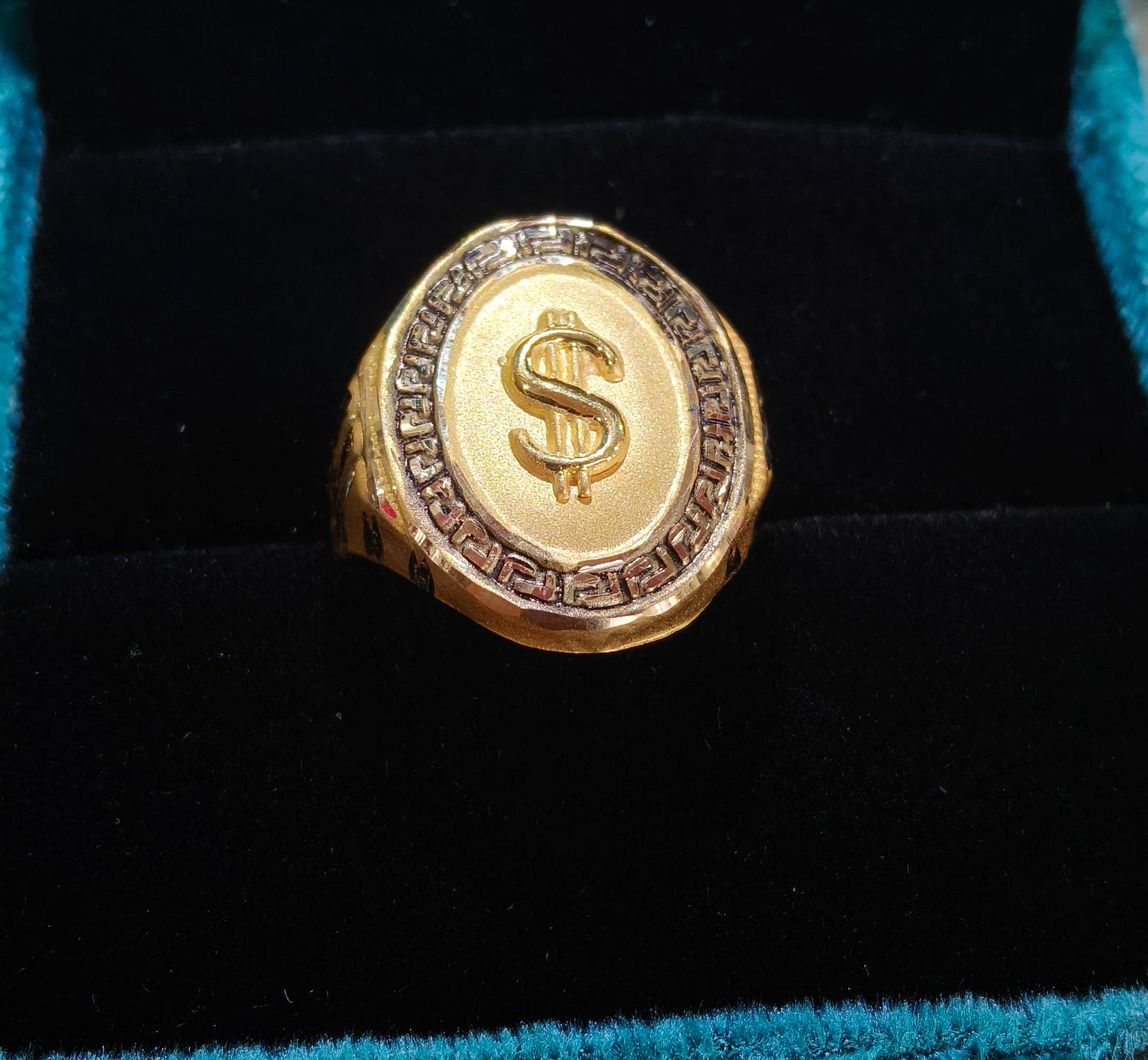 Guru Nanak Jewellers Gold Ring in Dhariwal