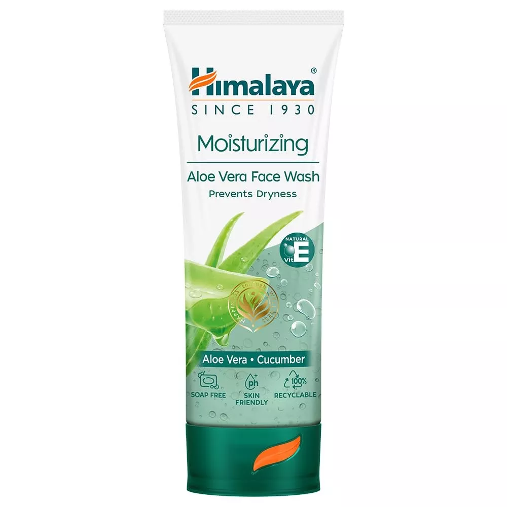 Gentle and nourishing facewash from HEAD MASTERS in PHAGWARA — designed for sensitive skin with natural ingredients, presente