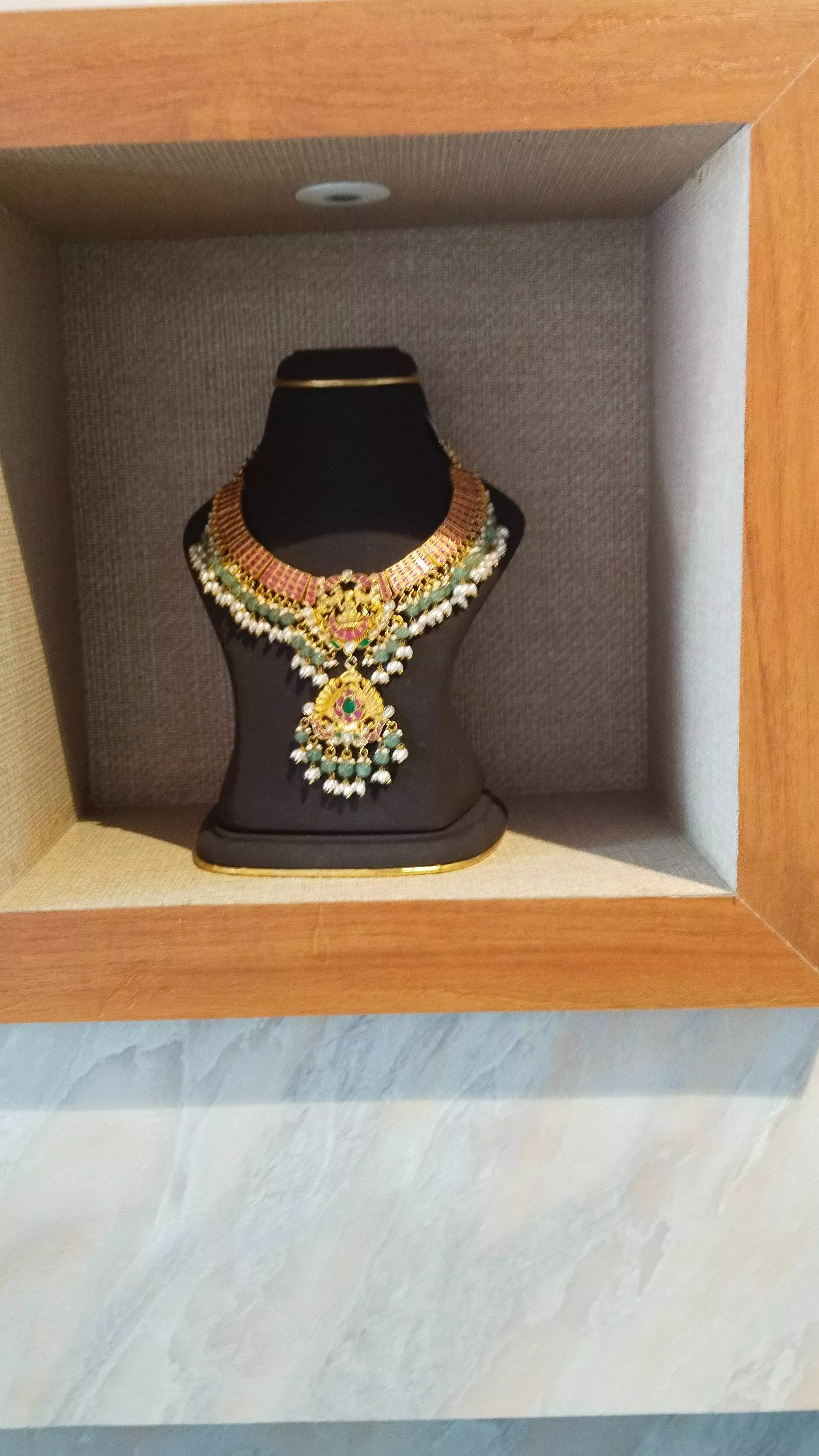 Stylish Rooshvi Silver Fashion Jewelry Necklace showcasing a big size design, perfect for enhancing outfits in BANDARUGUDEM.