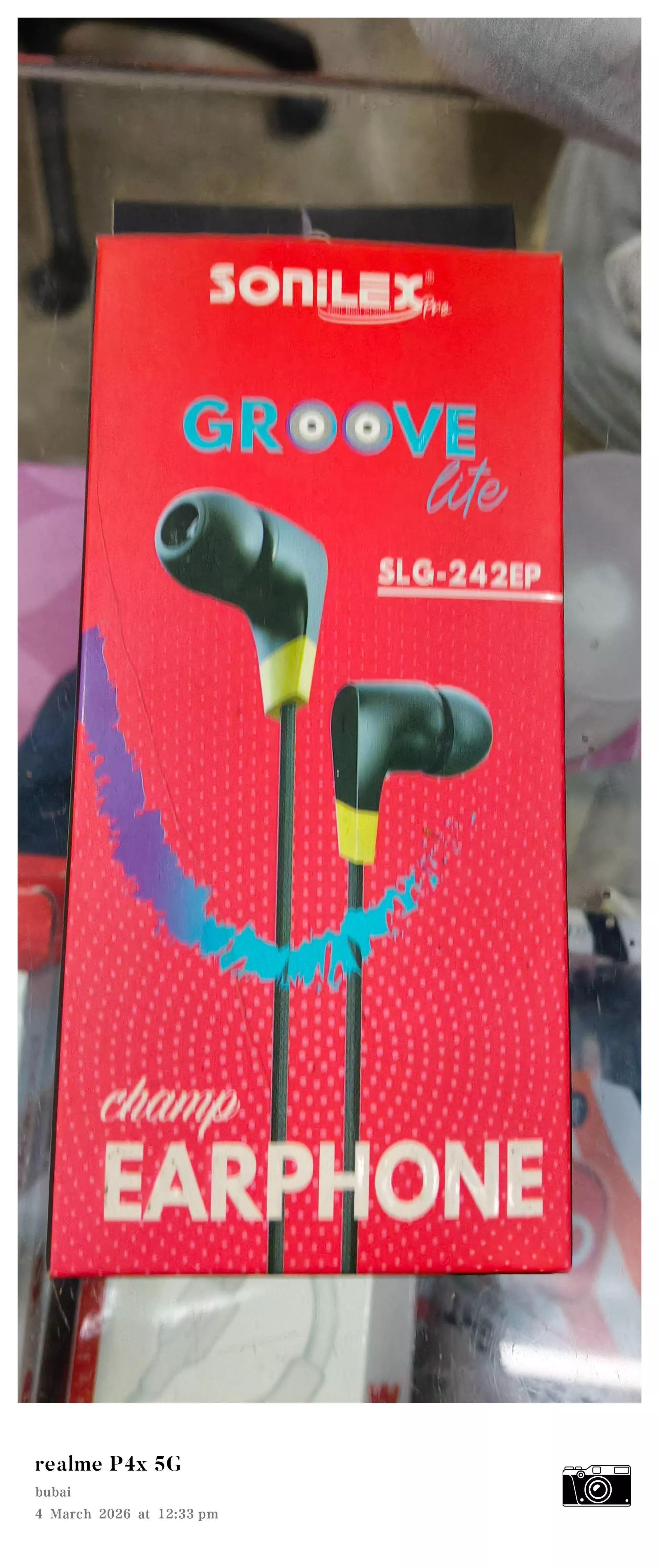High-quality headphones designed for audiophiles with comfortable padding and an adjustable headband, available at TARAMA MOB