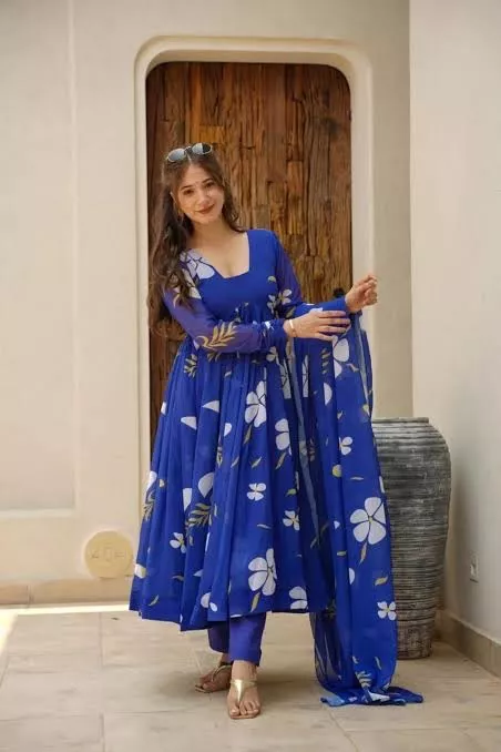 Stylish Women Kurta Set featuring elegant design and premium fabric available at K STUDIOO, Guwahati.