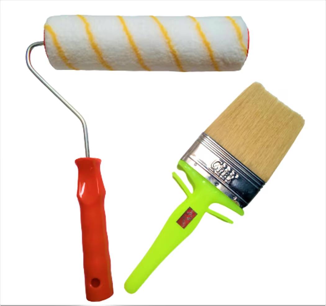 Hair Brush for Easy Grooming in Daulatpur
