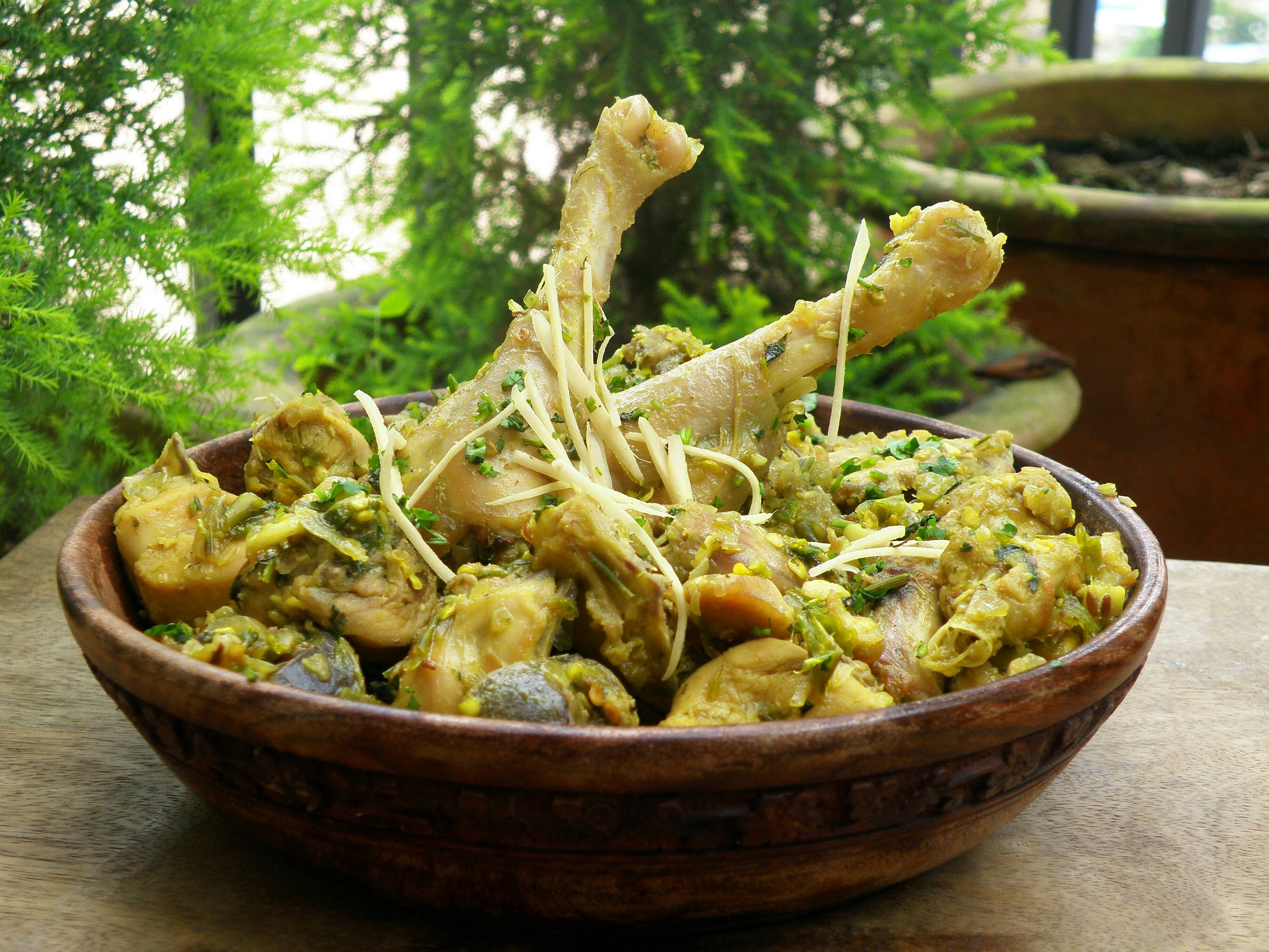 Chiken Green Haidrabadi - Spicy Delight