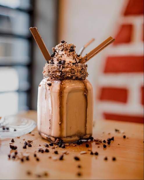  Kit Kat Milkshake in Hyderabad FIVE STAR CHICKEN PRAGATHI NAGAR  KAKATHIYA HILLS  Nri Colony LANDMARK Opp Modern Mart