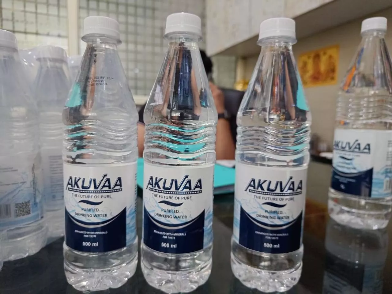 High-quality water purifier designed for clean drinking water in Dibai, featuring a sleek design and user-friendly interface.