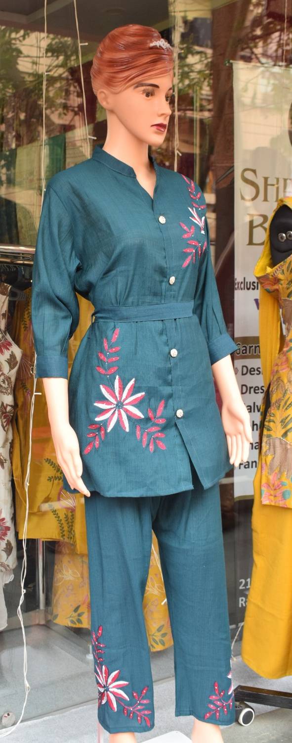 Elegant Vatican Suit crafted from premium materials, showcasing fine embroidery design, available in GORAKHPURMP. - Image 1