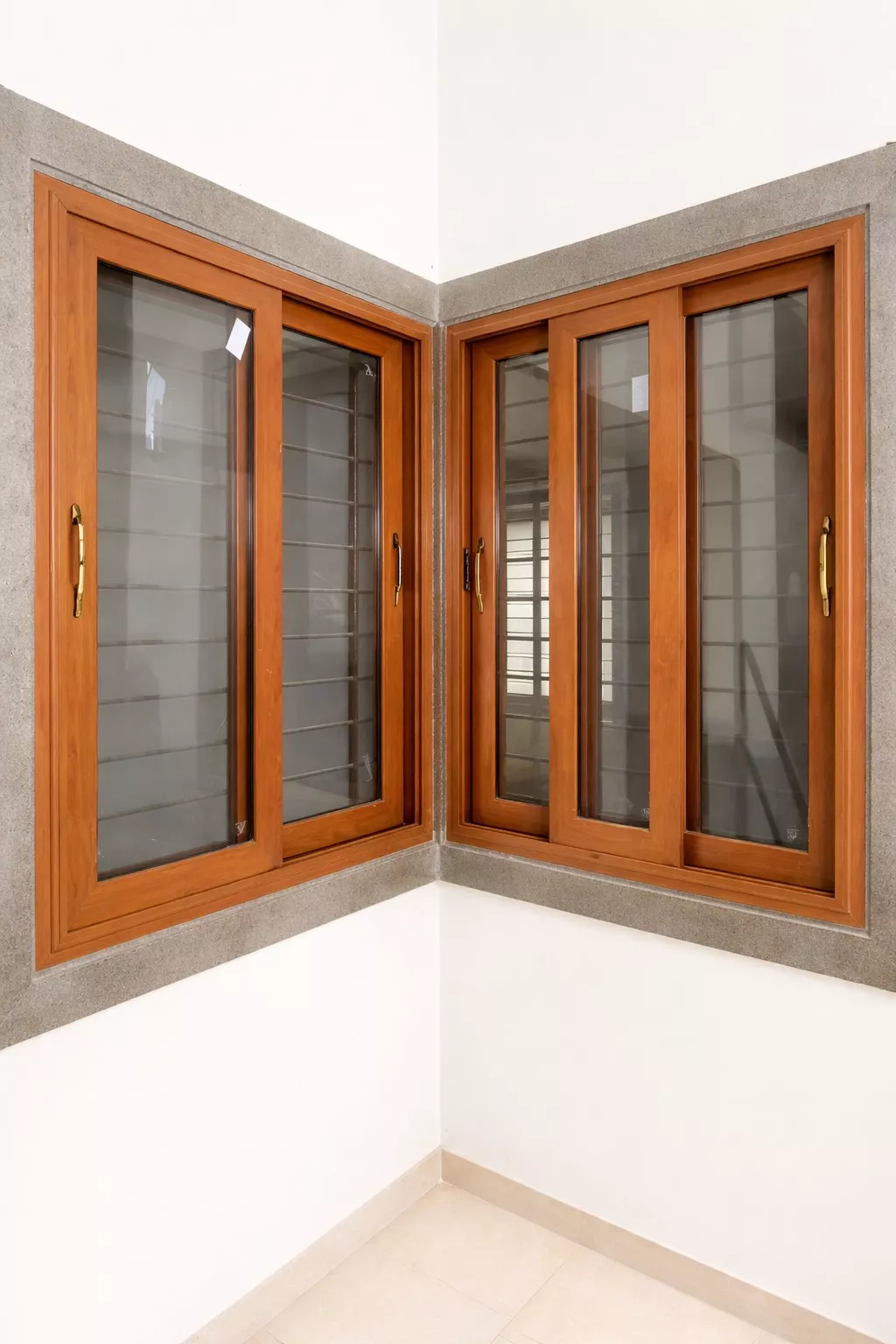 SEEMA GLASS AND ALUMINIUM - Domal Aluminium Sliding Window in Bhopal in BHOPAL