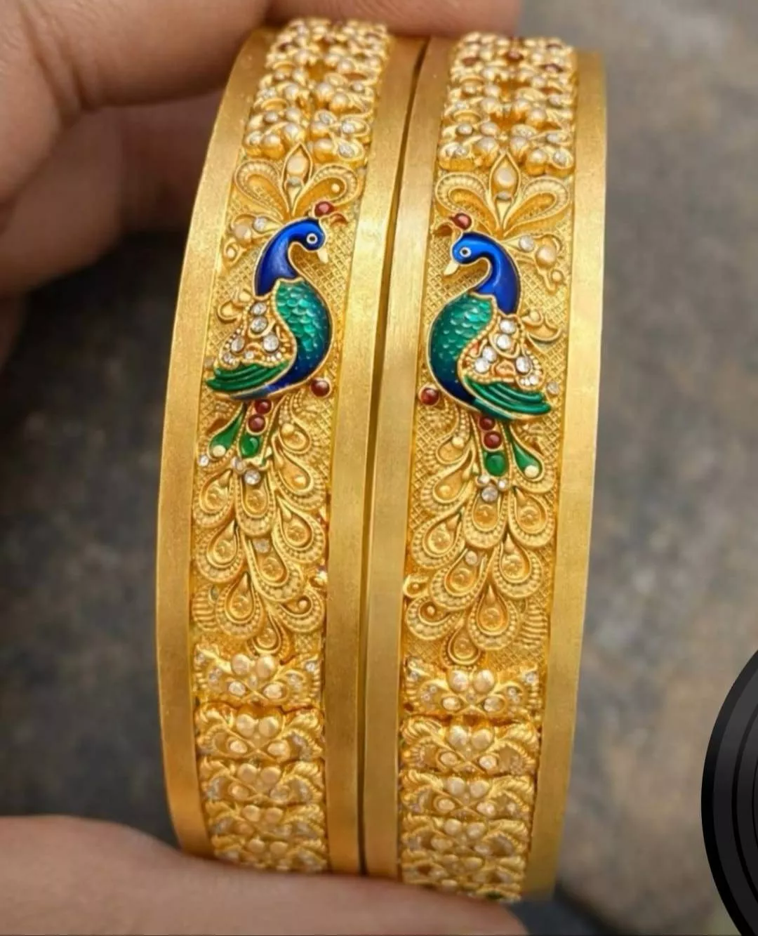 Kangan Fancy Bracelet for Fashion-forward Style