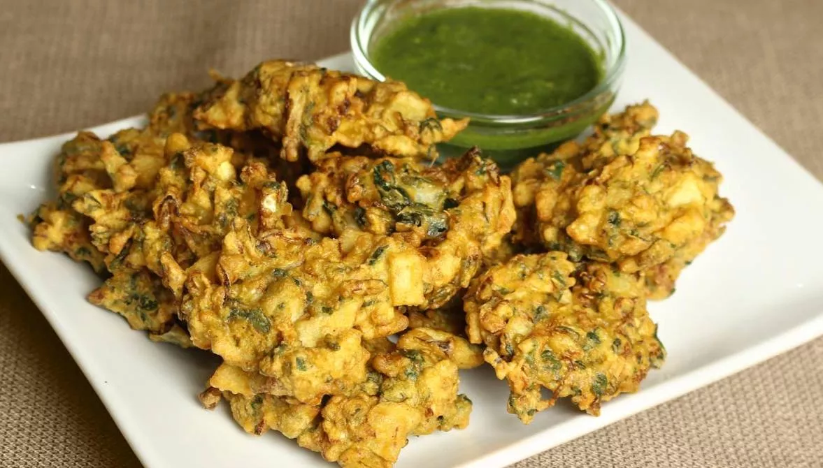 UTTAM KUMAR MANDAL - Veg/Onion Pokoda - Delicious Snack in Tangla in Tangla