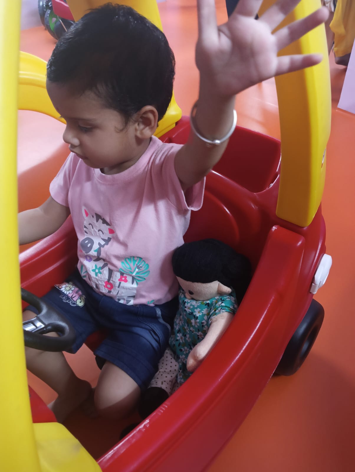  Kidzee Preschool Play Group in Vikas Puri KIDZEE PRESCHOOL AND DAY CARE A 35 Block A  Vikaspuri New  Delhi LANDMARK Near Metro Pillor No 625