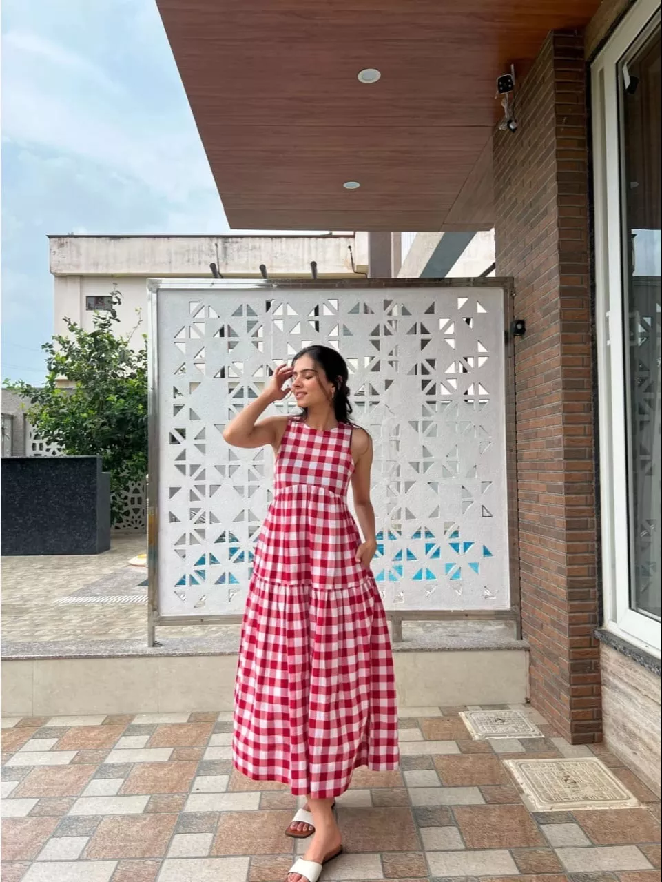 CLICK KART - Checkered Sleeveless Tiered Maxi Dress Jaipur in JAIPUR