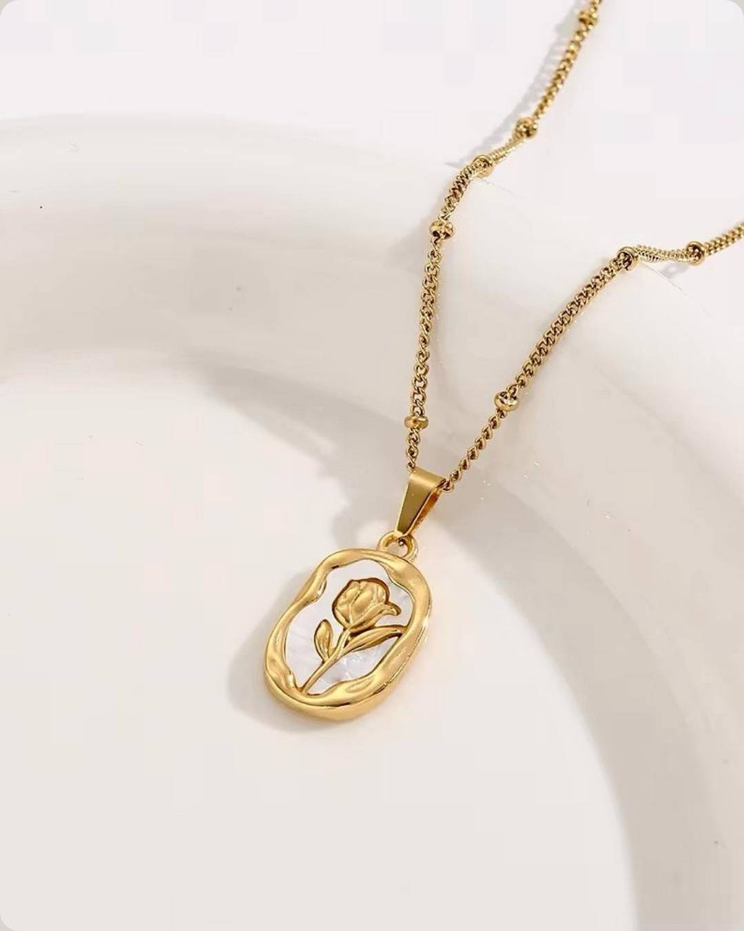 Jewelry/Lara Necklace in Hyderabad