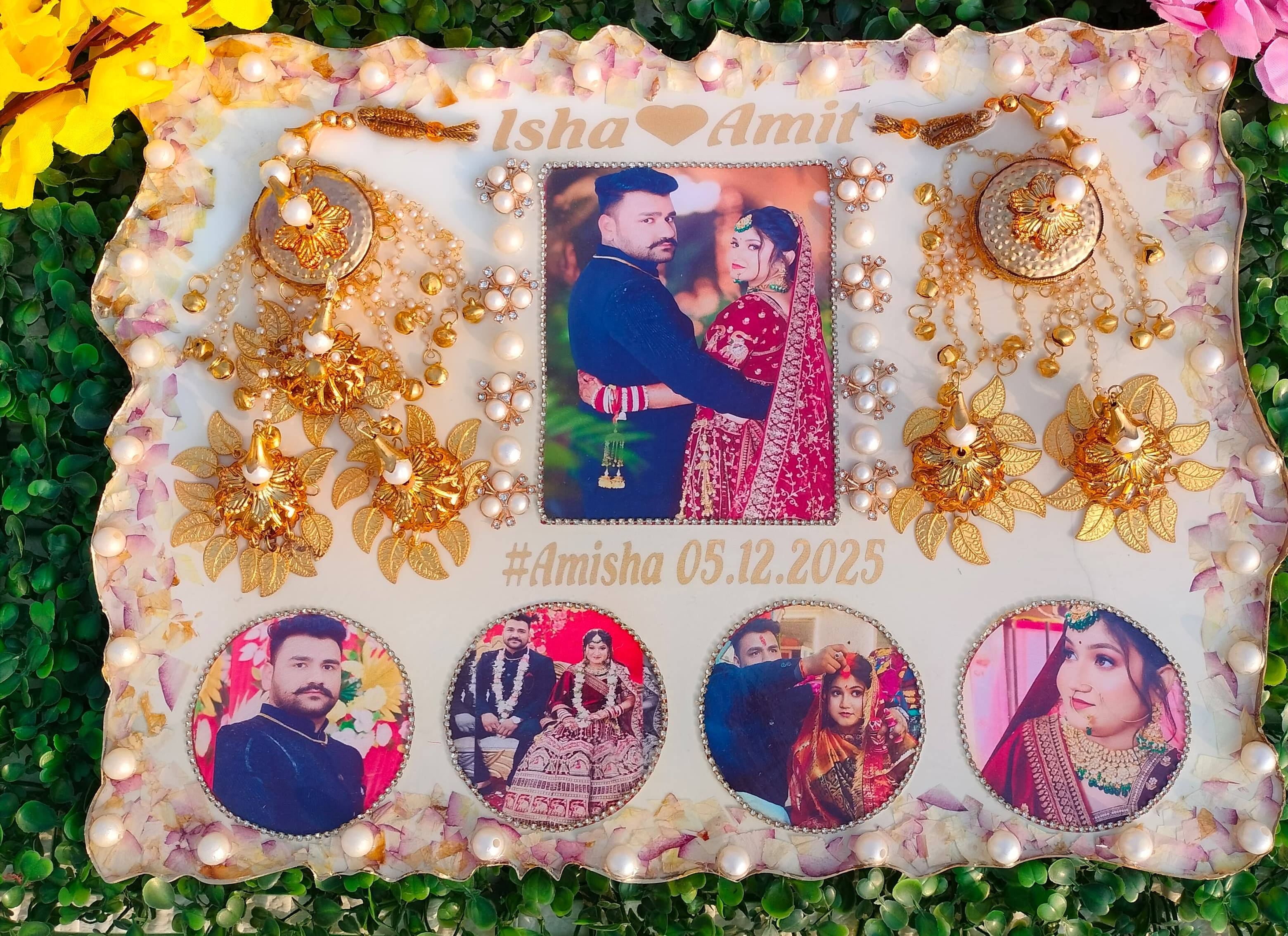 Resin Varmala Presentation Frame showcasing a wedding varmala elegantly, designed for display in Unnao.