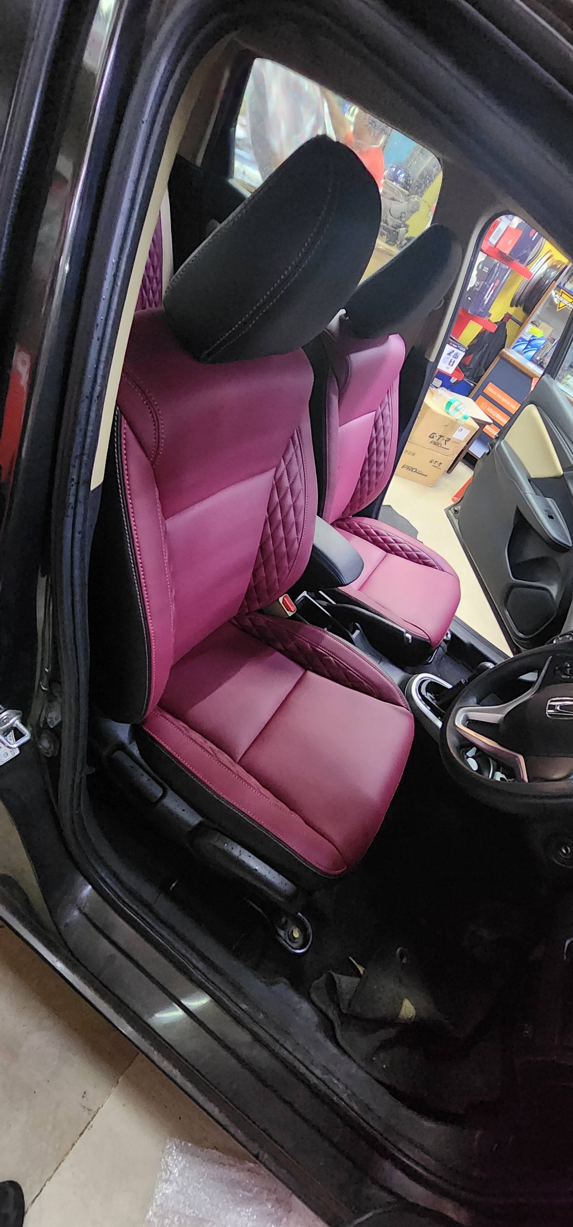 Android System seat covers designed for car interiors, showcasing luxurious fabric and precise stitching, available from VINI - Image 4