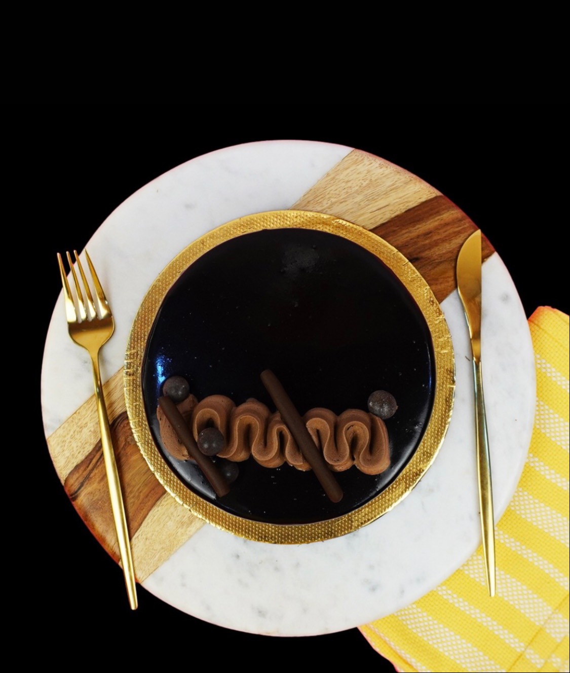 Decadent Truffle Noir cake showcasing rich chocolate layers and elegant decoration, perfect for dessert lovers in Bangalore.
