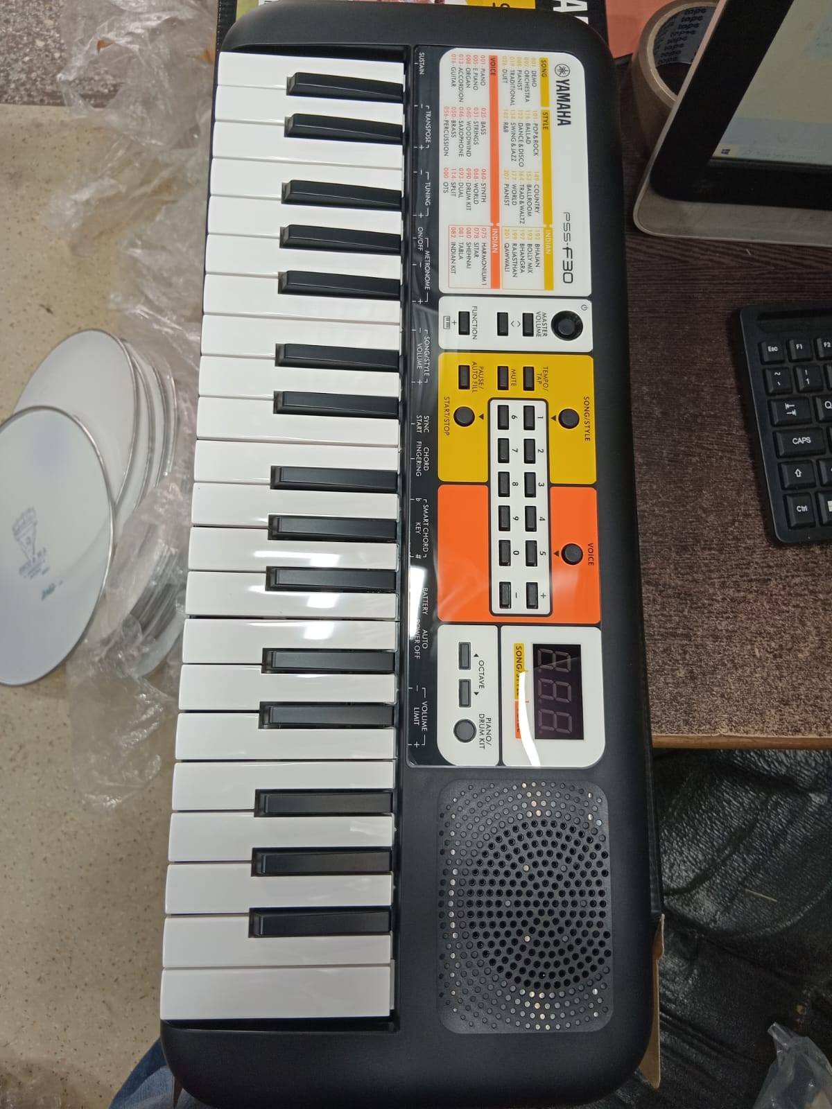 Yamaha CASIO F32 calculator in Meerut — sleek design with numeric keypad and display for easy calculations