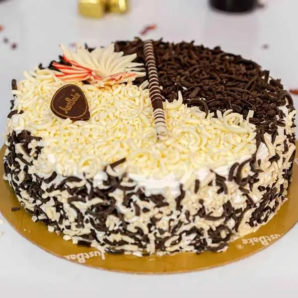 GRACE GROCERY STORE - Chocolate Cake in Hoshiarpur: Rich Delight in ADAMWAL