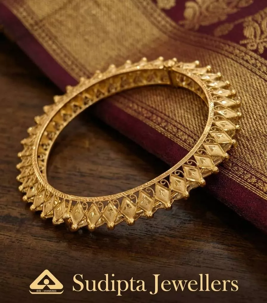 Kangan Gold in Bankura - Timeless Elegance - SUDIPTA JEWELLERS