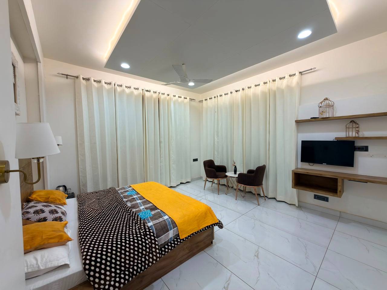  Best hotels in Manali with mountain views near Dhamsu OAK AMBER RETREAT VILLAGE DHAMSU  OLD KULLU ROAD  MADHUVAN HOME STAY COTTAGE KARJAN SAJLA KULLU HIMACHALLANDMARK Near Madhuvan Homestay Cottage