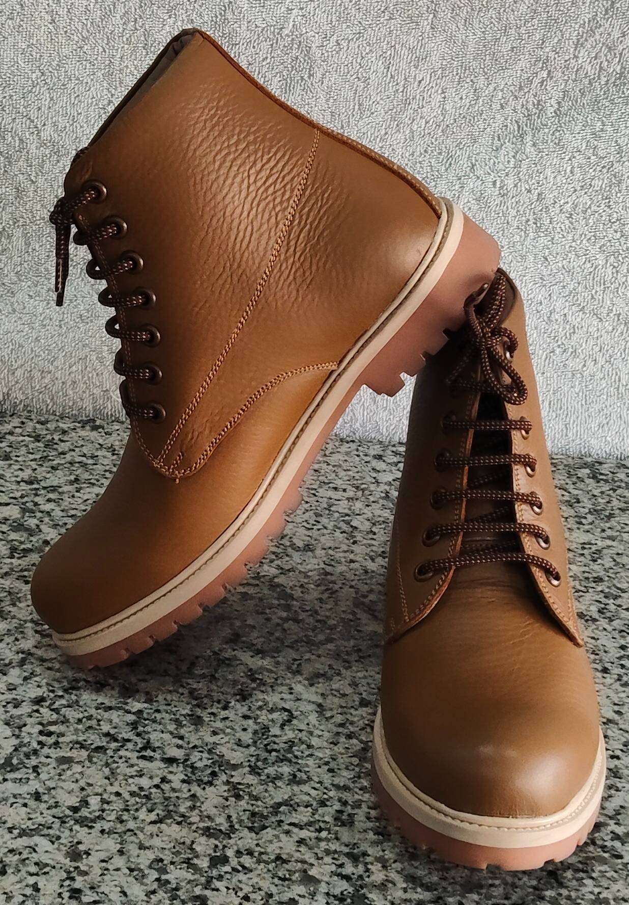 TIGER HILL - Brown Leather Boots in DAMTAL