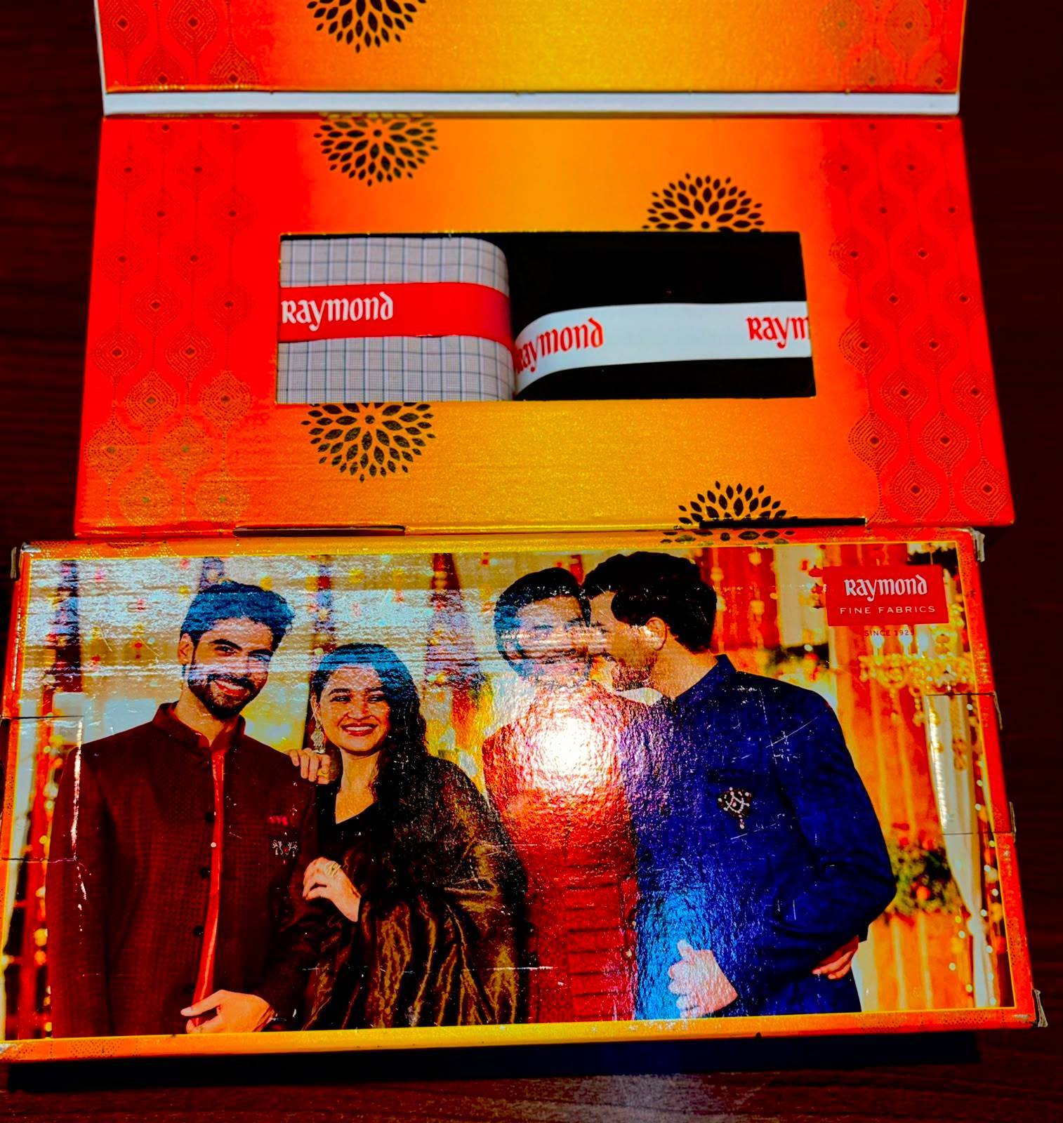  Raymond Fabric Set LAKHI RAM MOORAJ MAL GROUND FLOOR SHOP  NO 4783 RAM BAZAR  CLOTH MARKET CHURCH MISSION MARG NEW DELHI CENTRAL DELHI DELHILANDMARK Opp Old Delhi Rly Station