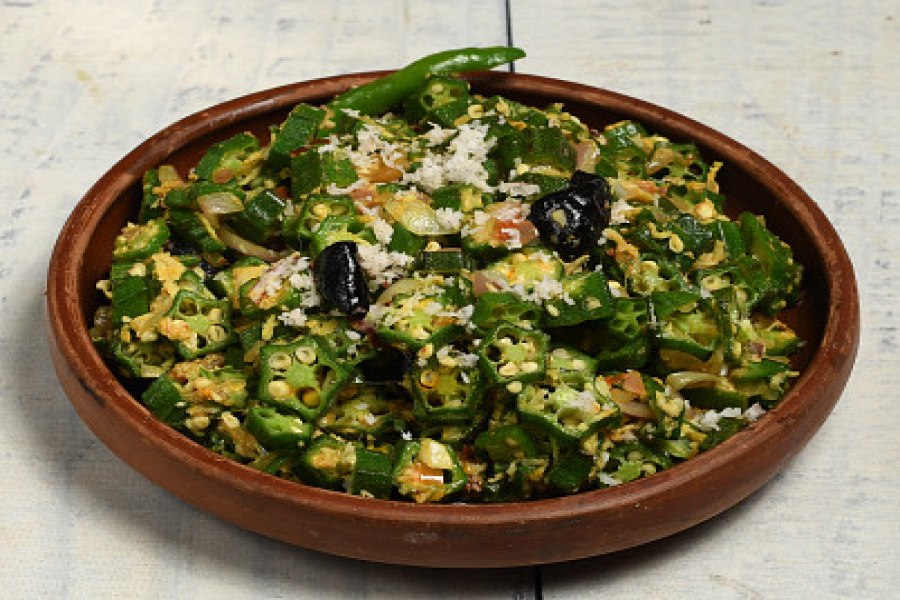 Bhendi Sol served at SUSSEGADO SOUZA in Goa, featuring vibrant okra and spices.
