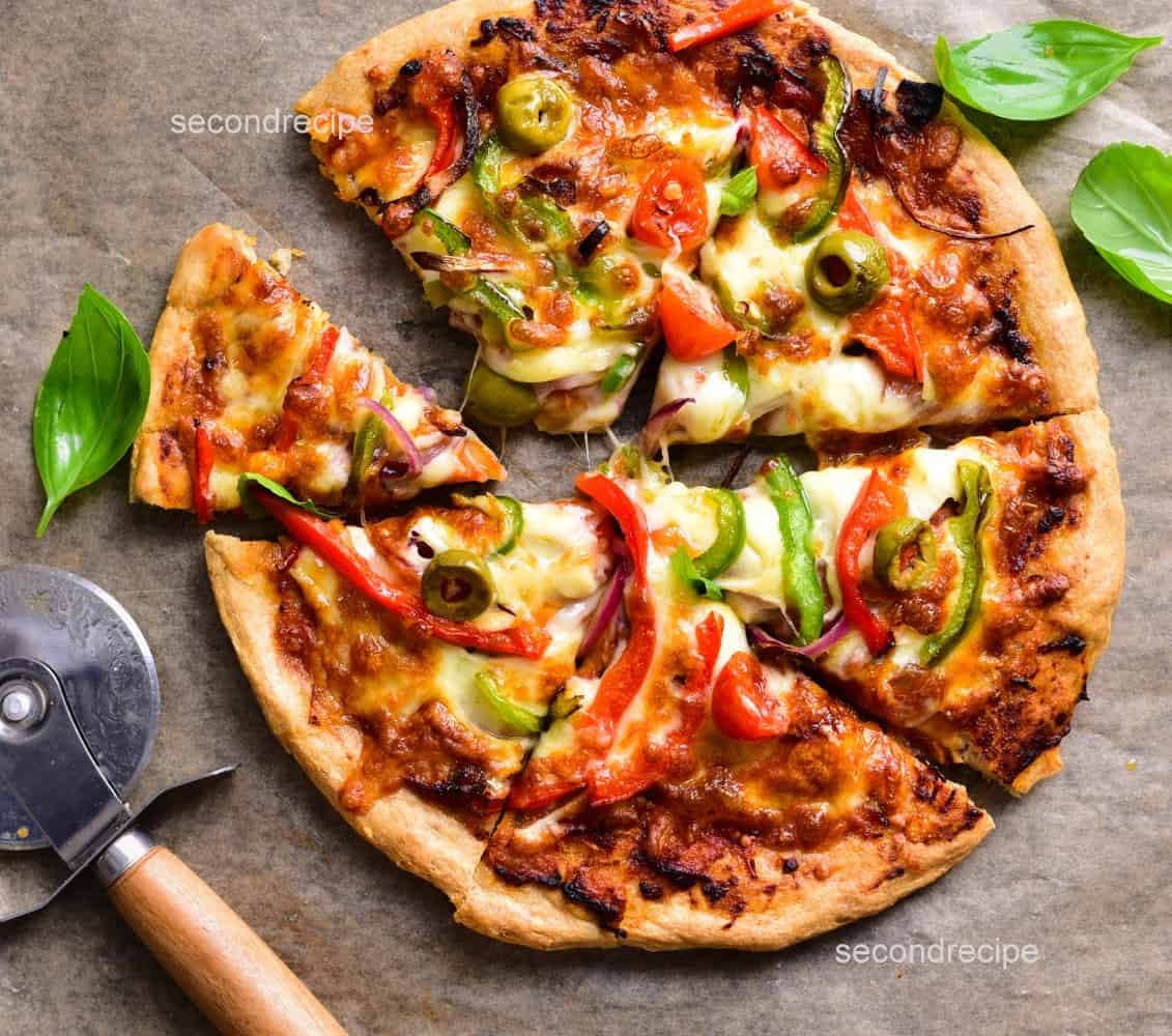 Veg Classic Pizza with Fresh Toppings
