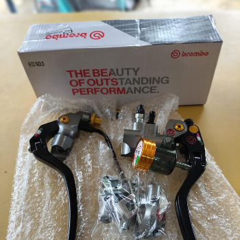 TN36 FRIENDS AUTO ACCESSORIES - Brembo Full kit in Erode — TN36 FRIENDS AUTO ACCESSORIES in Erode