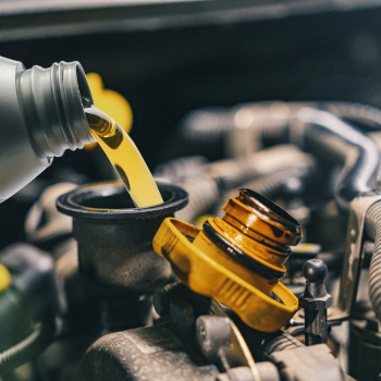 Gear Oil Change & Transmission Service – Two Wheeler
